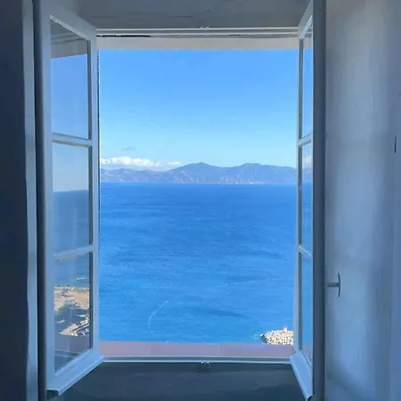 Vue En Plein Centre De * Cargèse