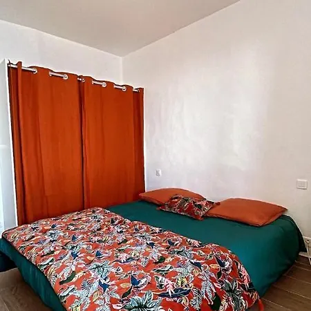 Vue En Plein Centre De Appartement *
